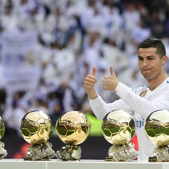 Meet your Posher, Carlos - Picture 1 of 1